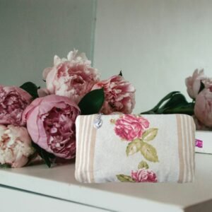 💄 Pochette vintage - Roses anciennes